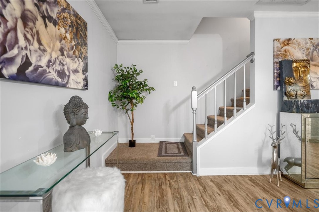 9820 Beaver Bridge Road Chesterfield, VA 23838 - Photo 24 of 54 Stairs to upper level