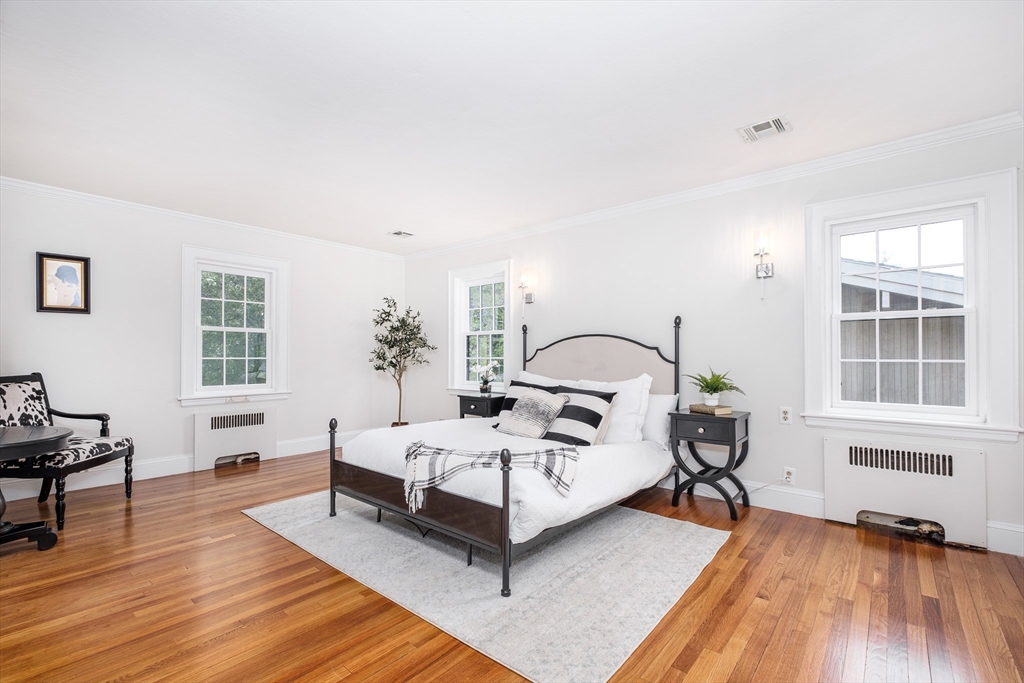 84 Wallis Road Brookline, MA 02467 - Photo 16 of 36