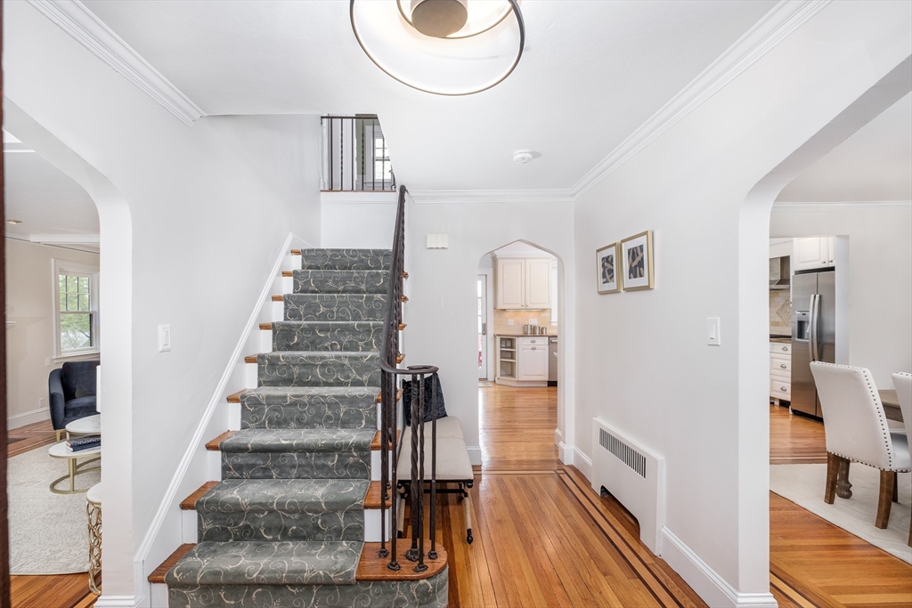 84 Wallis Road Brookline, MA 02467 - Photo 3 of 36