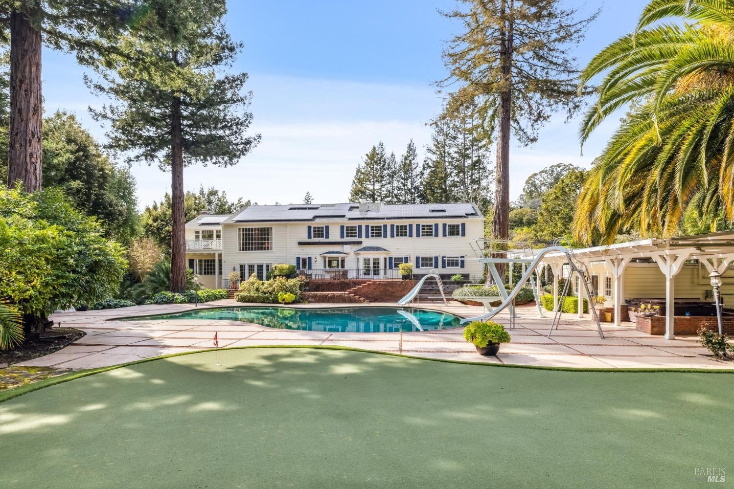 110 Mountain View Avenue San Rafael, CA 94901 - Photo 35 of 83 Putting Green