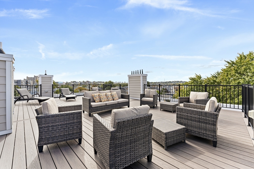 1133 North Shore Road, Unit 404 Revere, MA 02151 - Photo 28 of 33 Gallery Image 28