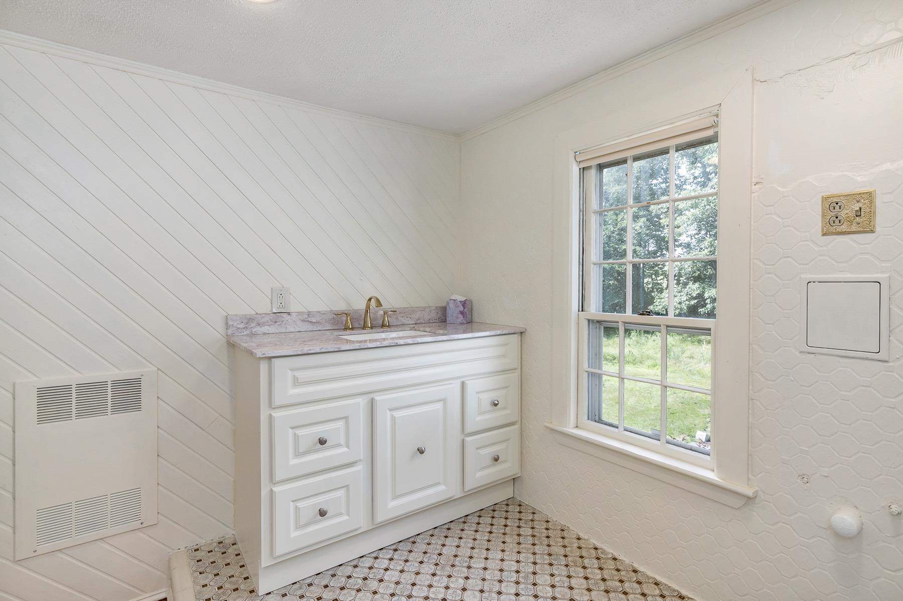 101 Roberts Road Rollinsford, NH 03869 - Photo 21 of 40 Gallery Image 21