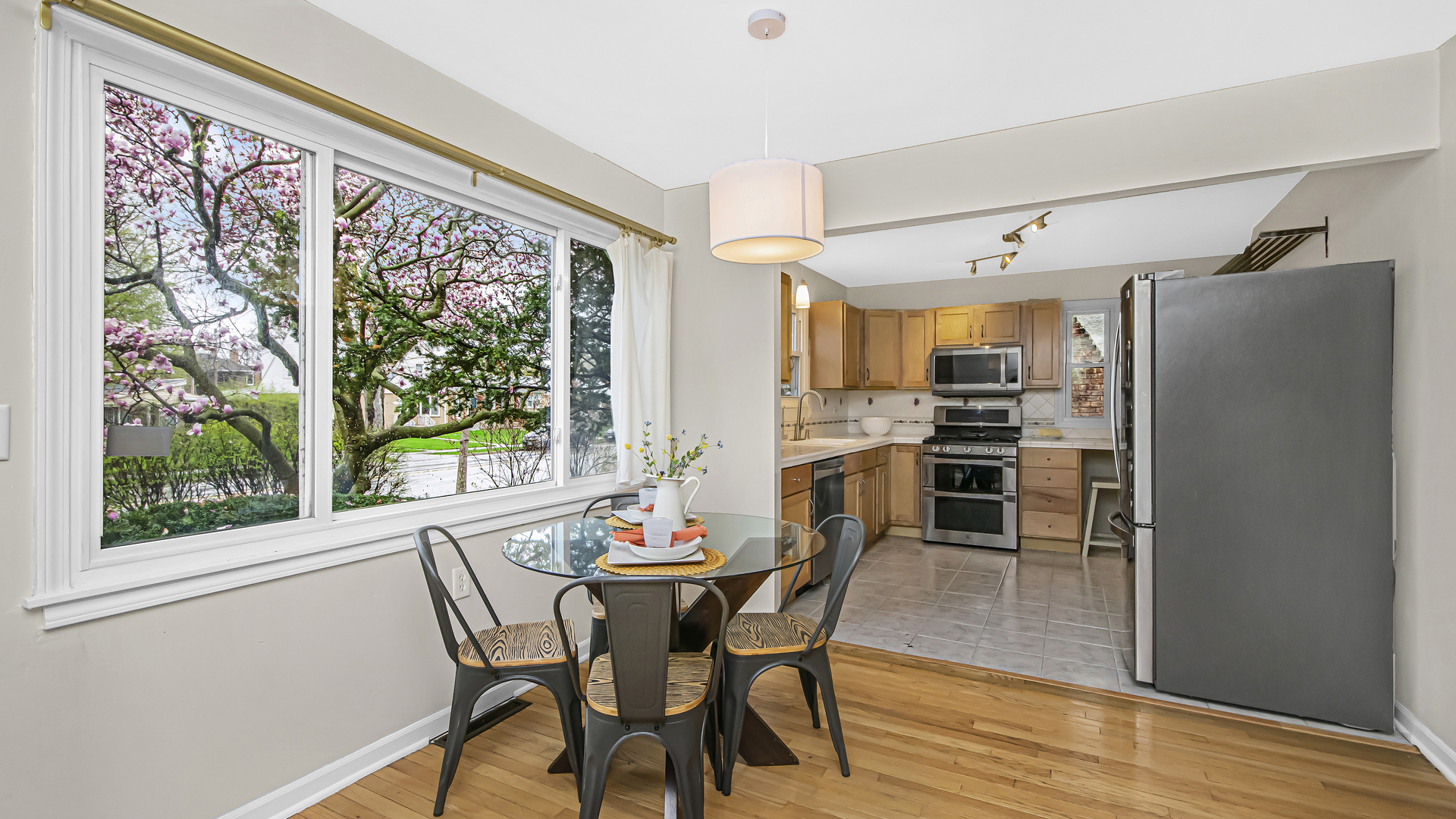 1622 Dempster Street Evanston, IL 60202 - Photo 6 of 21 a dining room with furniture and window