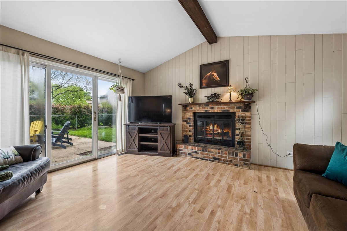 39 Boxwood Lane Cary, IL 60013 - Photo 8 of 23