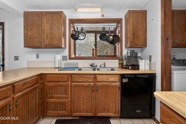 $625,000 | 285 East Diamond Avenue, Granby, CO 80446