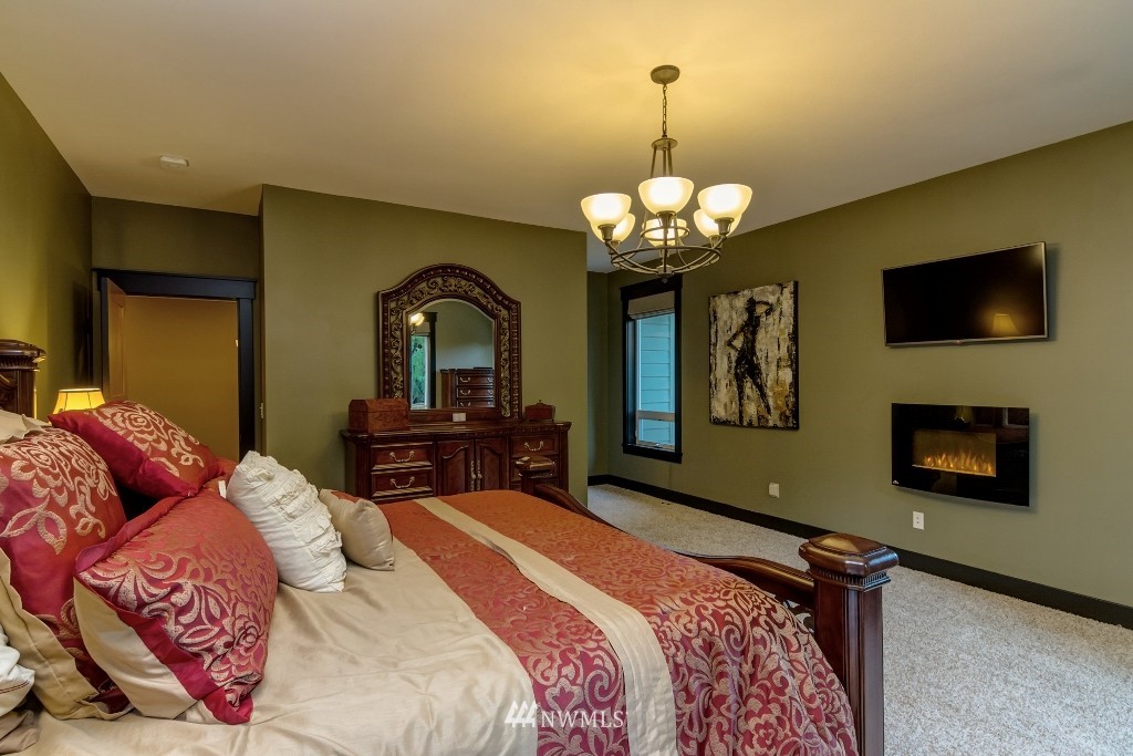 2125 Academy Road Bellingham, WA 98226 - Photo 9 of 25 Gallery Image 9