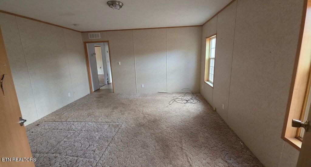 158 Batley Loop Road Clinton, TN 37716 - Photo 7 of 8 Bed # 1 Carpet 02-09-2026