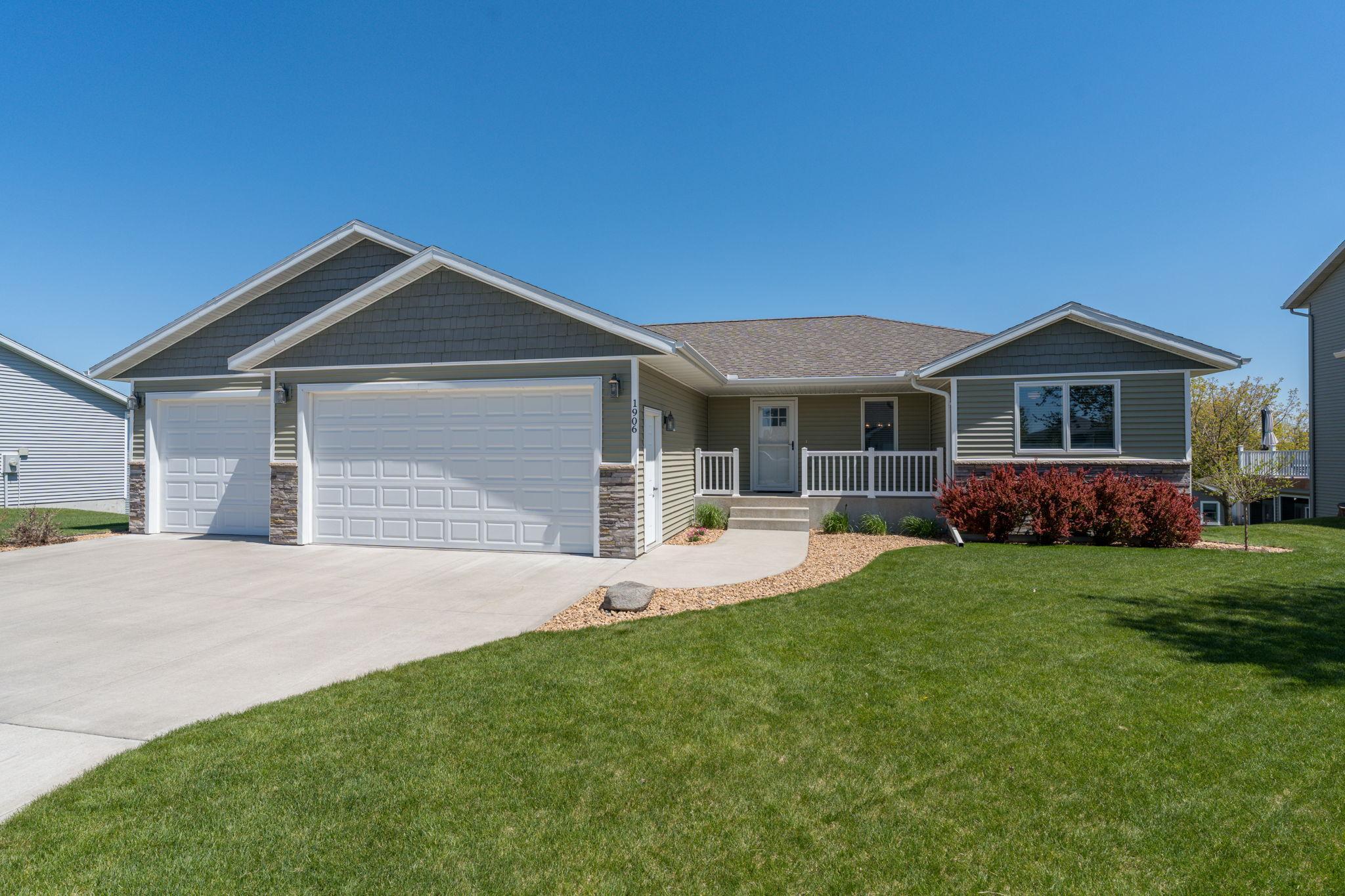1906 Rock Ridge Lane St. Peter, MN 56082 - Photo 1 of 1