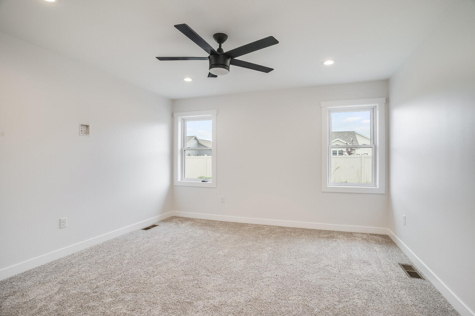 1627 Red Clover Street Holmen, WI 54636 - Photo 7 of 27 PHOTO FROM SIMILAR BUILD