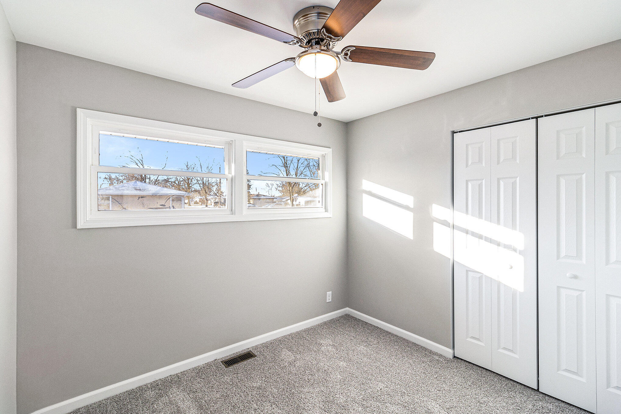 102 Crestview Street Crown Point, IN 46307 - Photo 16 of 22 2038x1359