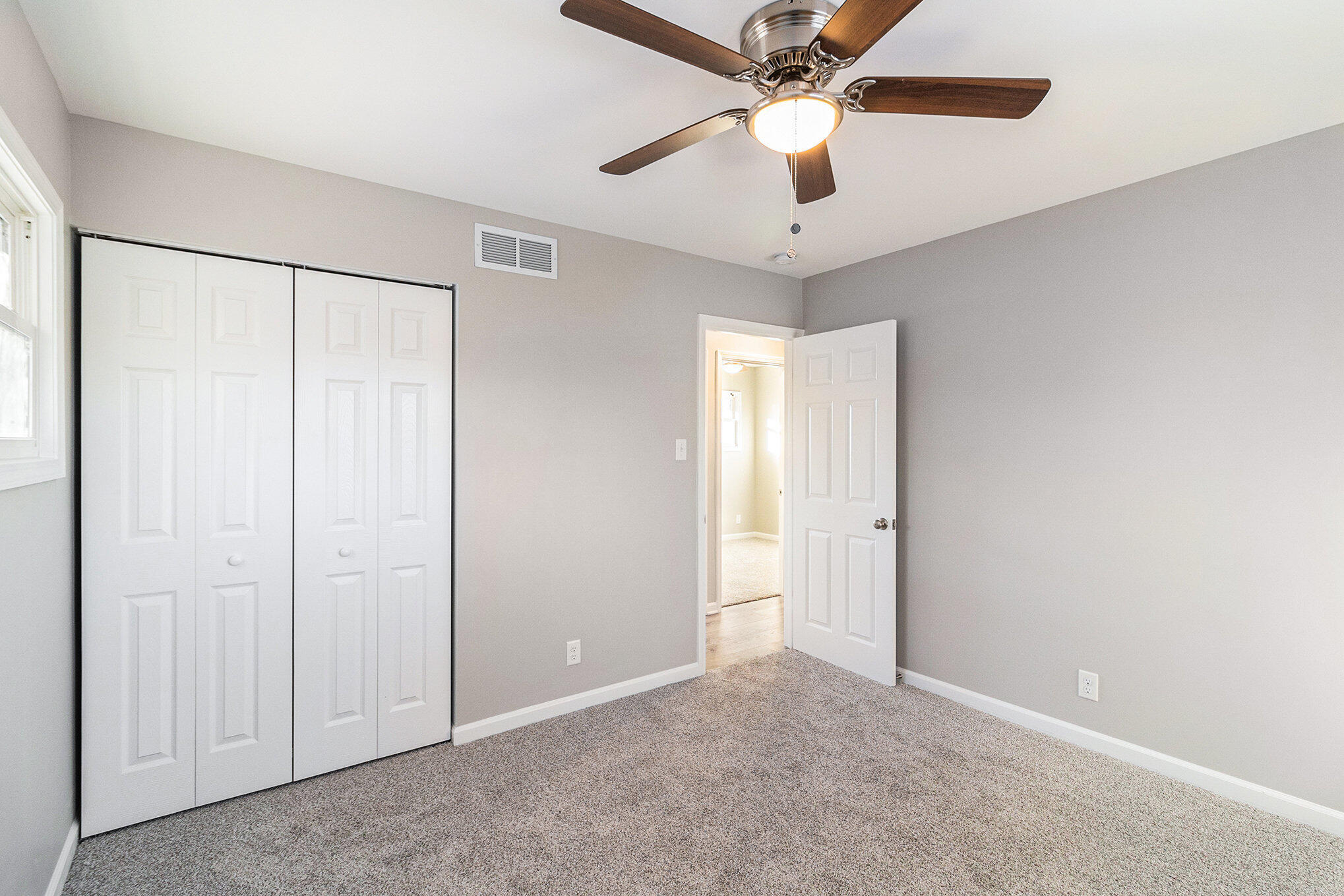 102 Crestview Street Crown Point, IN 46307 - Photo 19 of 22 2038x1359