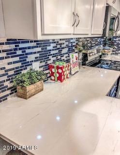 303 East Carter Road Phoenix, AZ 85042 - Photo 2 of 35 30 2