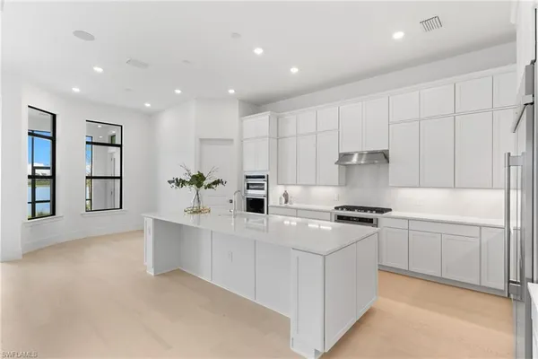 $1,125,000 | 19084 Gentry Place, Estero, FL 33928