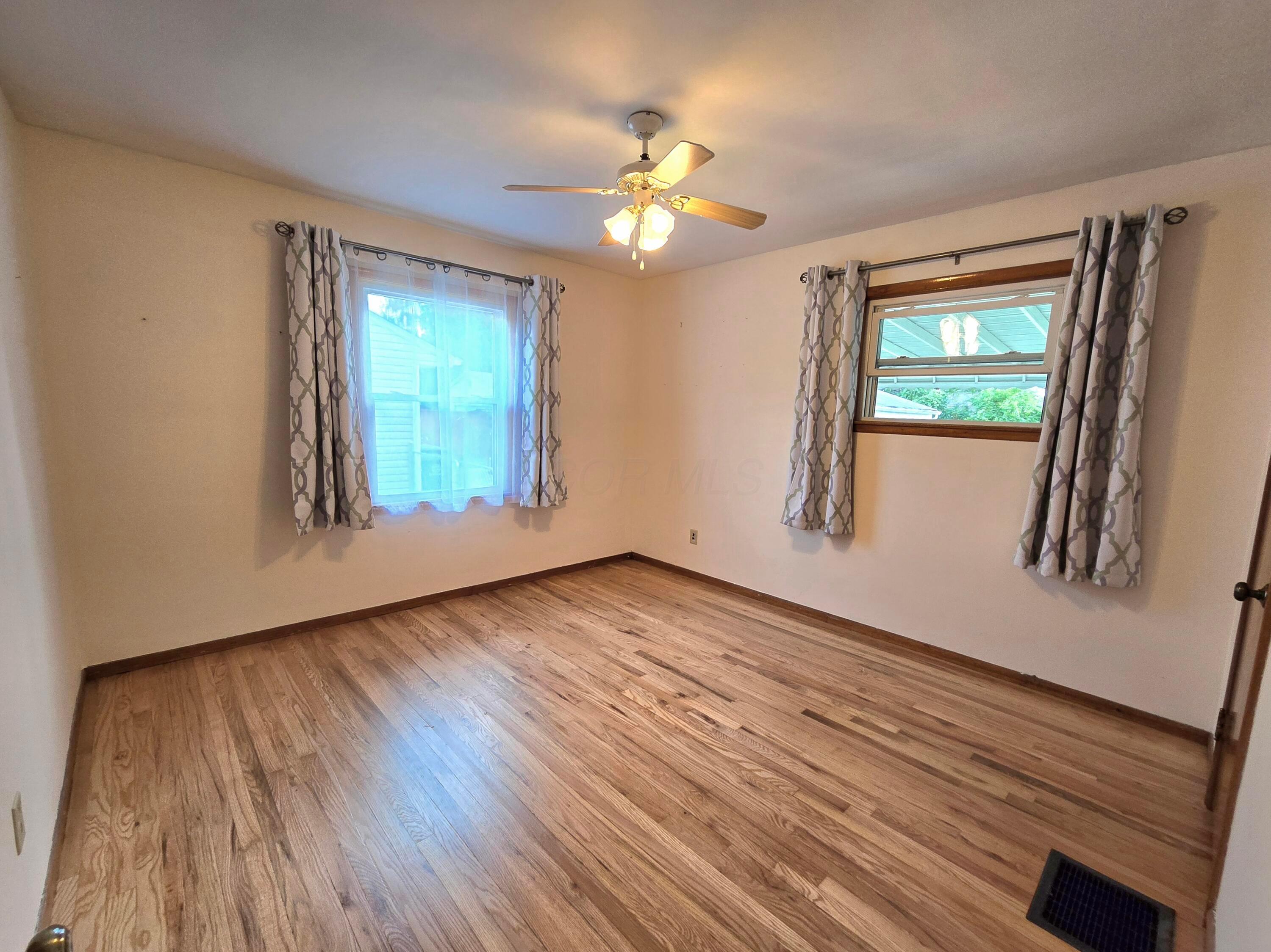 1123 Acton Road Columbus, OH 43224 - Photo 18 of 22 20250903_140259