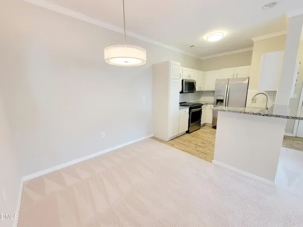 $1,950 | 710 North Person Street, Unit 202, Raleigh, NC 27604