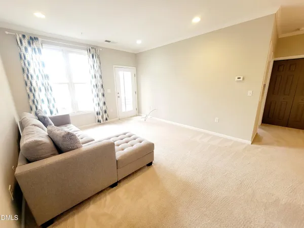 $1,950 | 710 North Person Street, Unit 202, Raleigh, NC 27604