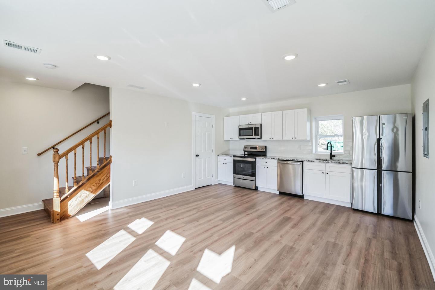 27 East Butler Avenue, Unit B Chalfont, PA 18914 - Photo 2 of 25
