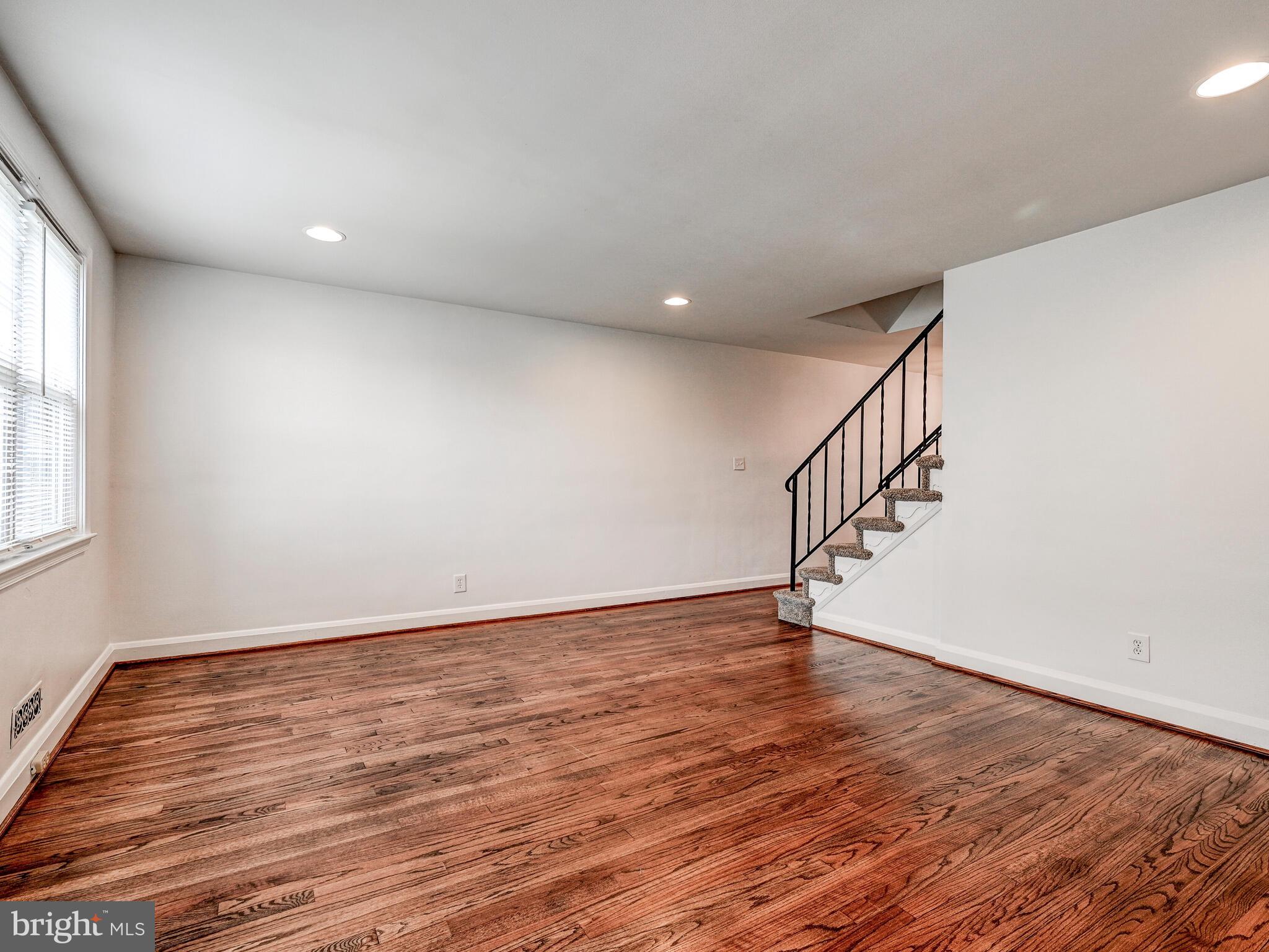 1843 Church Road Dundalk, MD 21222 - Photo 4 of 24
