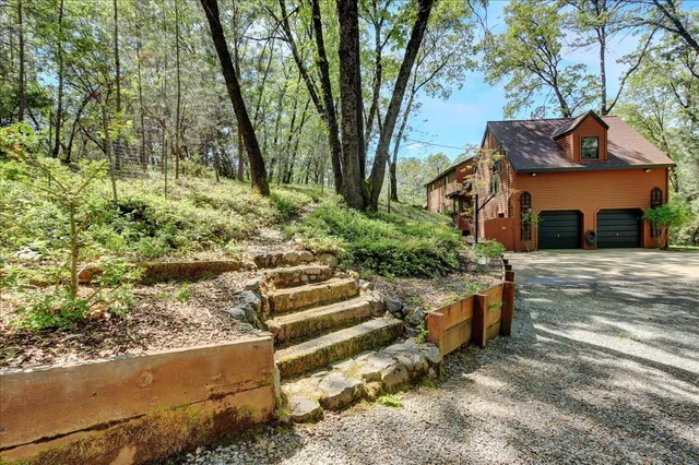 $849,000 | 25801 Oak Forest Court, Colfax, CA 95713