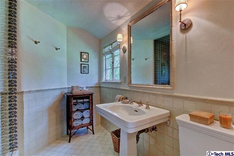 1661 Lombardy Road Pasadena, CA 91106 - Photo 14 of 36 Additional Photo