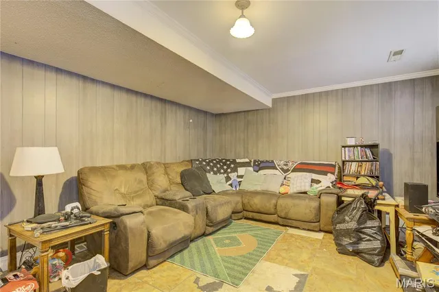 $225,000 | 707 Bayberry Drive, Sikeston, MO 63801