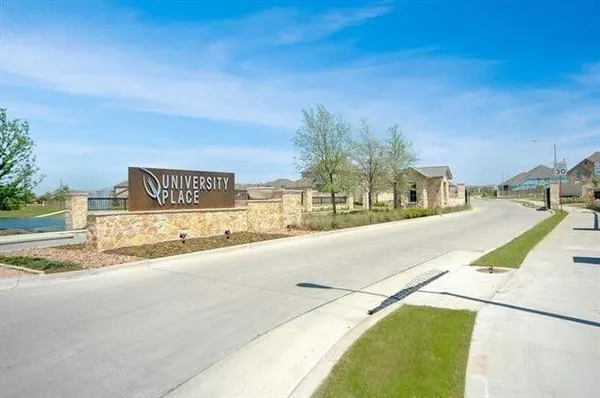 $4,800 | 17623 Pinyon Lane, Dallas, TX 75252
