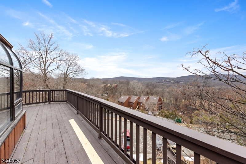 1 Baltusrol, Unit 2 Vernon, NJ 07462 - Photo 2 of 37