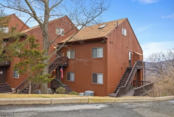 $285,000 | 1 Baltusrol, Unit 2, Vernon, NJ 07462