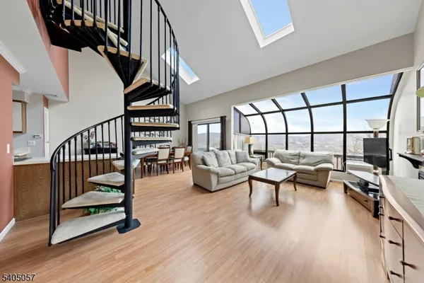 $285,000 | 1 Baltusrol, Unit 2, Vernon, NJ 07462