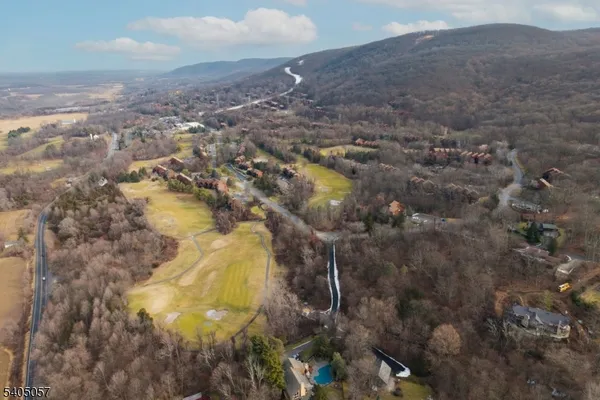 $285,000 | 1 Baltusrol, Unit 2, Vernon, NJ 07462