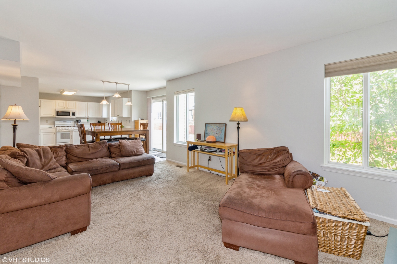 1938 Whitmore Drive Romeoville, IL 60446 - Photo 3 of 18 Gallery Image 3