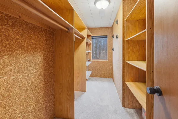 $549,900 | 4252 Ridge Road, Richfield, WI 53017