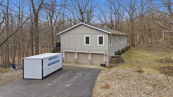 $549,900 | 4252 Ridge Road, Richfield, WI 53017