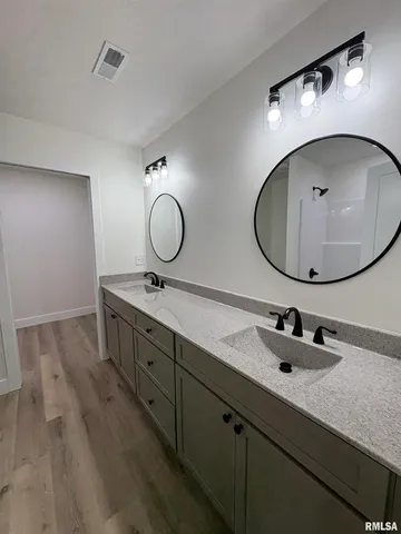 $199,990 | 209 Madison Street, Cambria, IL 62918