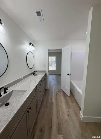 $199,990 | 209 Madison Street, Cambria, IL 62918