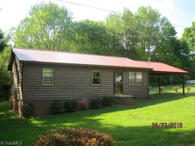 1338 West Ridge Street Ramseur, NC 27316 - Photo 1 of 10 Gallery Image 1