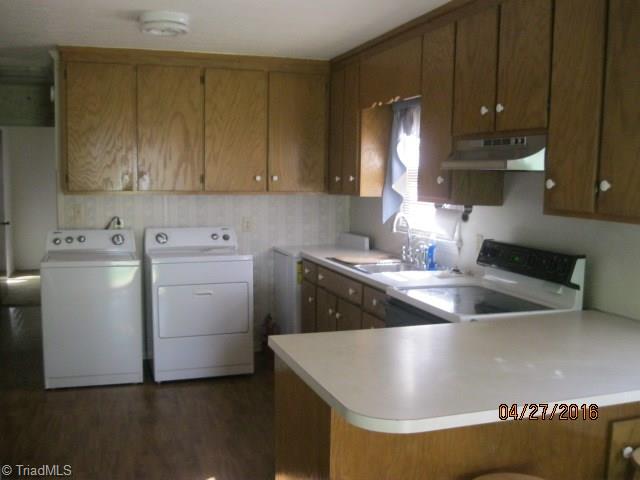 1338 West Ridge Street Ramseur, NC 27316 - Photo 6 of 10 Gallery Image 6