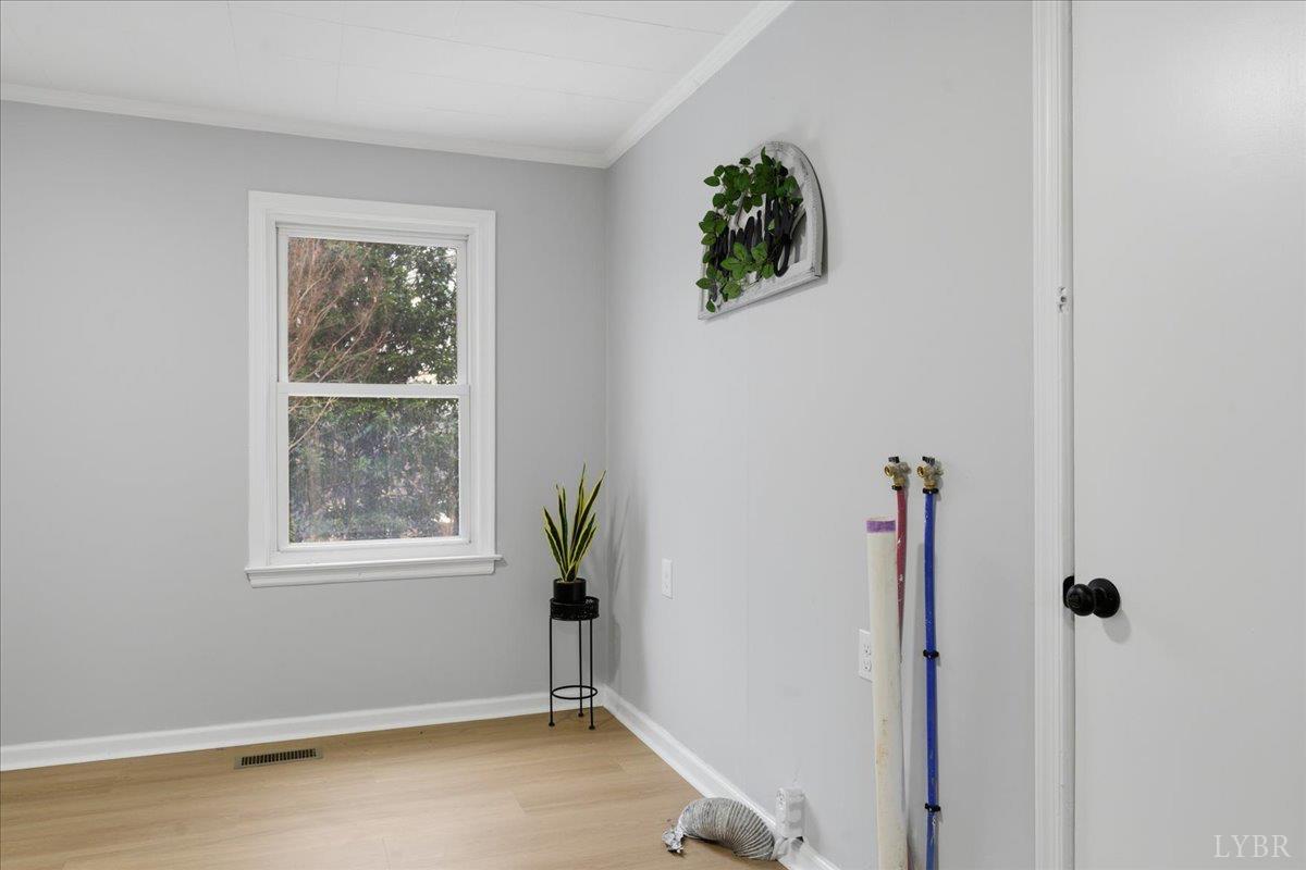 503 Prospect Road Hurt, VA 24563 - Photo 5 of 33 a view of an entryway with window