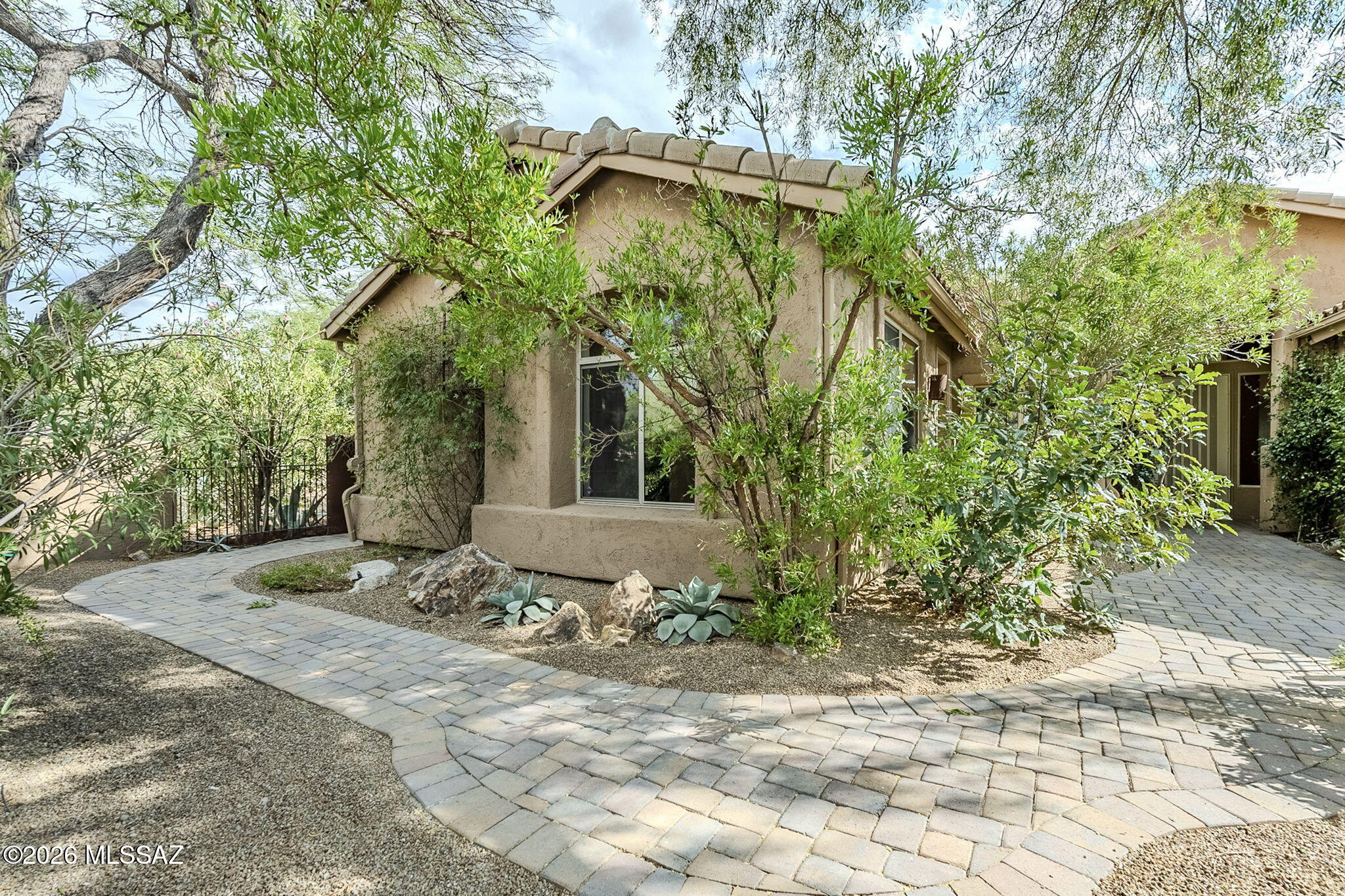 9808 East Rock Ridge Court Tucson, AZ 85749 - Photo 45 of 51 Front Yard