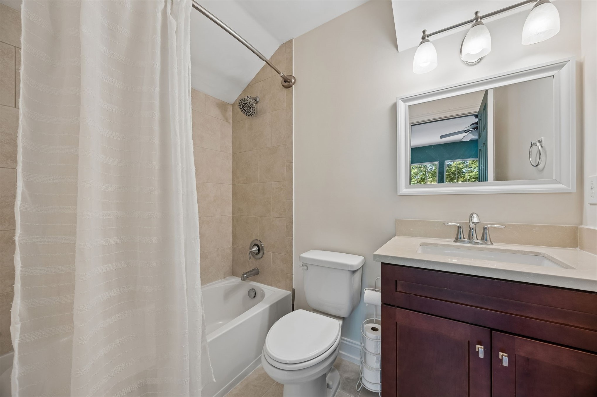 29302 Grandview Manor Yulee, FL 32097 - Photo 23 of 41 3rd Bathroom