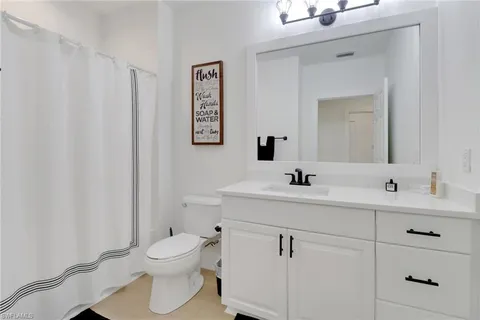 $11,000 | 451 Bayfront Place, Unit 5505, Naples, FL 34102