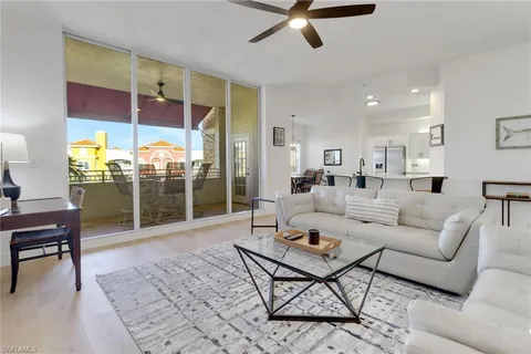 $11,000 | 451 Bayfront Place, Unit 5505, Naples, FL 34102