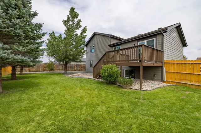 $399,900 | 795 Reshaw Circle, Evansville, WY 82636