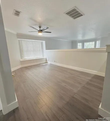 $575,000 | 410 Shadowbluff Drive, San Antonio, TX 78216