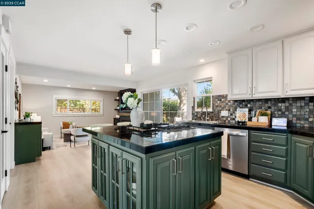 $1,398,000 | 6033 Ashley Court, Pleasanton, CA 94588