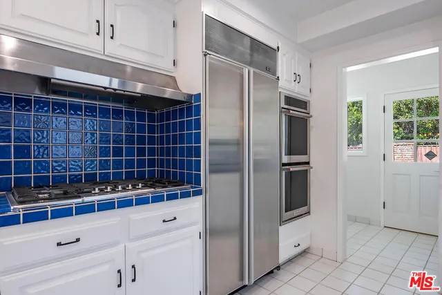 $9,200 | 11555 Duque Drive, Studio City, CA 91604