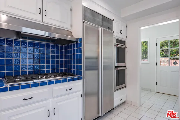 $8,900 | 11555 Duque Drive, Studio City, CA 91604