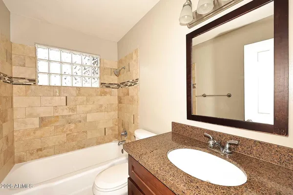 $2,900 | 2314 East Montecito Avenue, Phoenix, AZ 85016