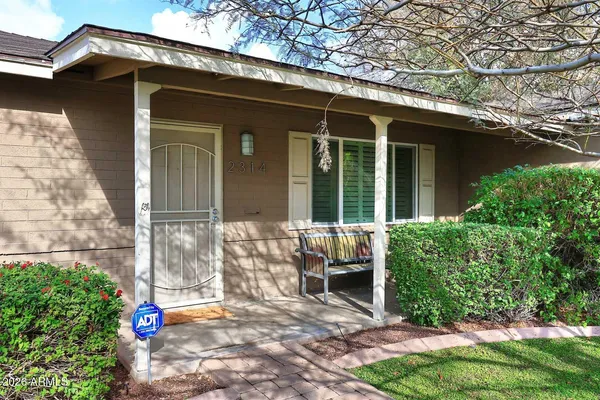 $2,900 | 2314 East Montecito Avenue, Phoenix, AZ 85016
