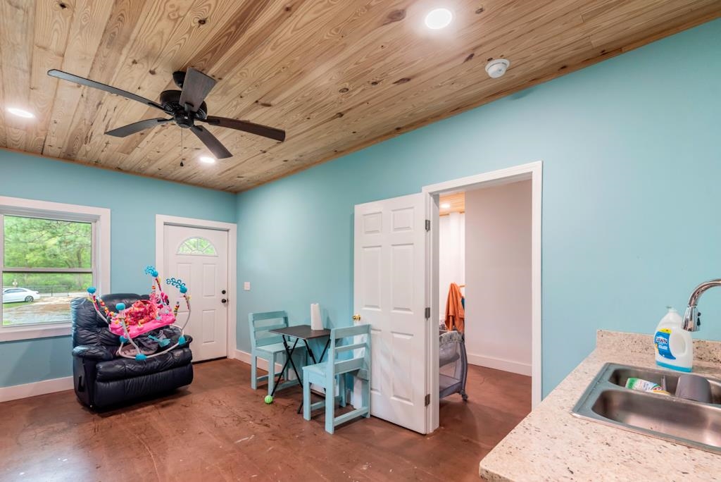 13742 Roberts Road Loxley, AL 36551 - Photo 12 of 18 Living Room